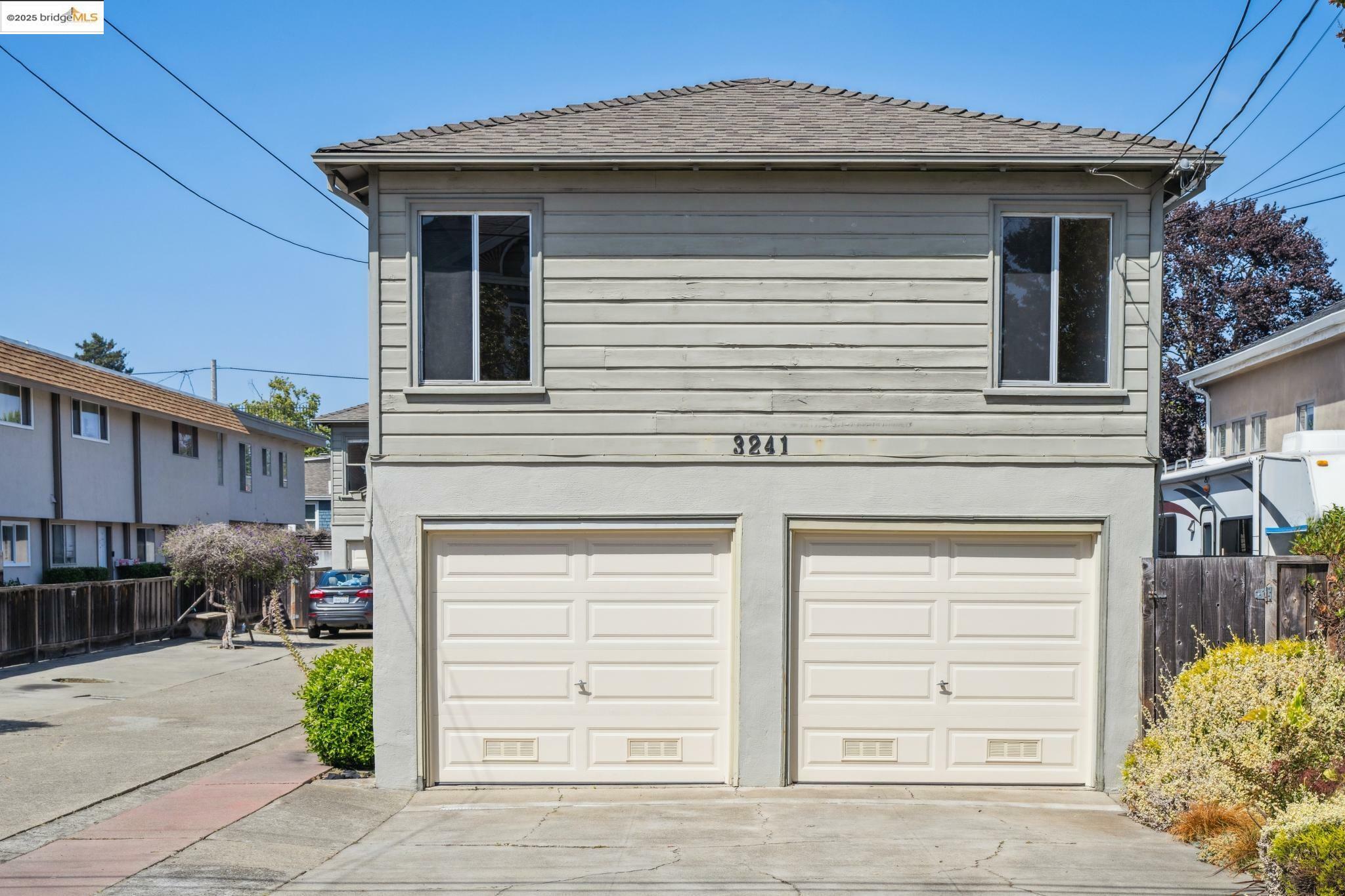 Property Photo: 3241 Briggs Ave CA 94501