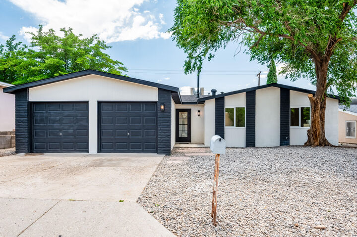 12008 Morrow Avenue NE  Albuquerque NM 87112 photo