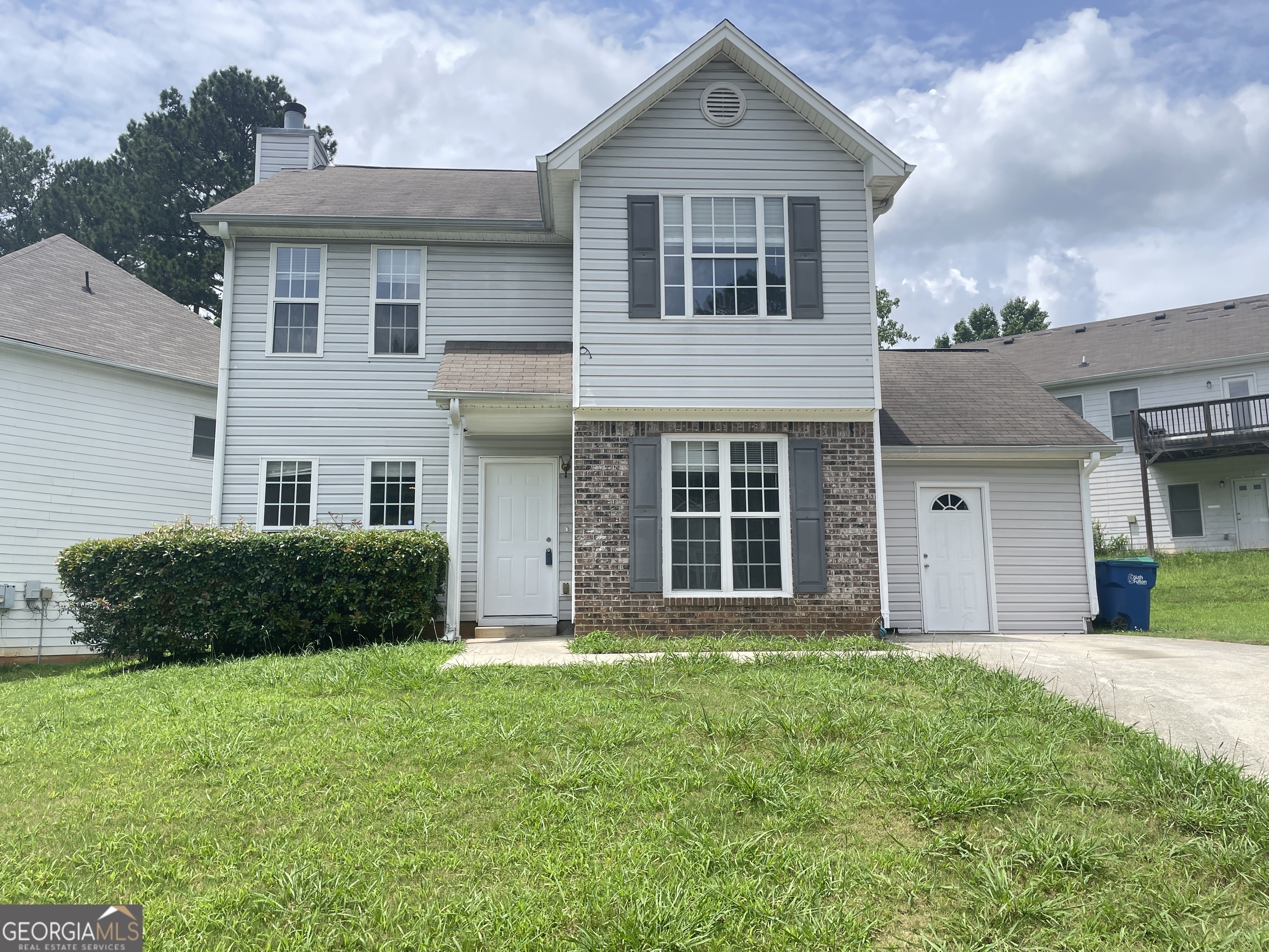 Property Photo: 5465 Twin Lakes Drive GA 30349