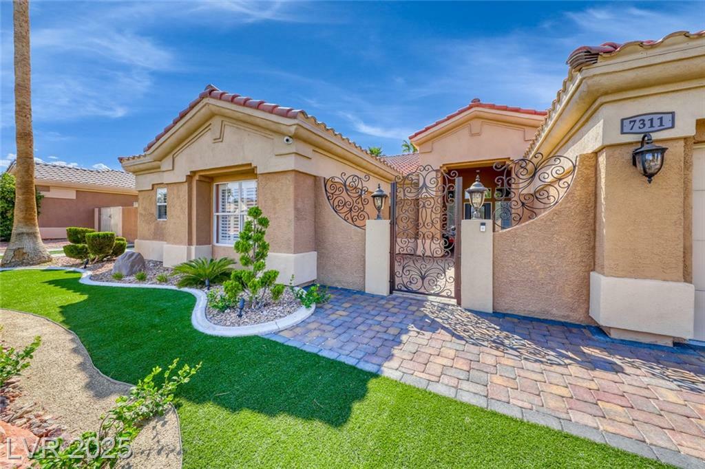 Property Photo: 7311 Chaparral Cove Lane NV 89131