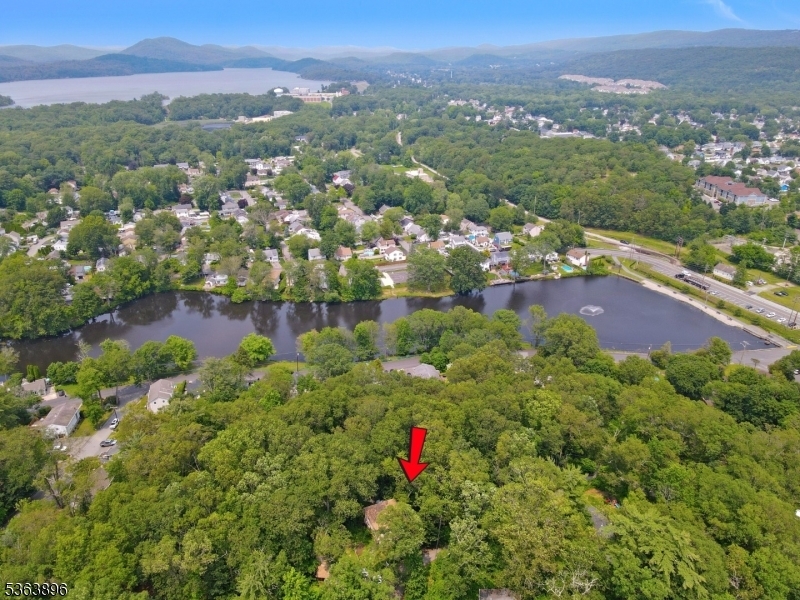 Property Photo:  19 Skyland Ave  NJ 07420 