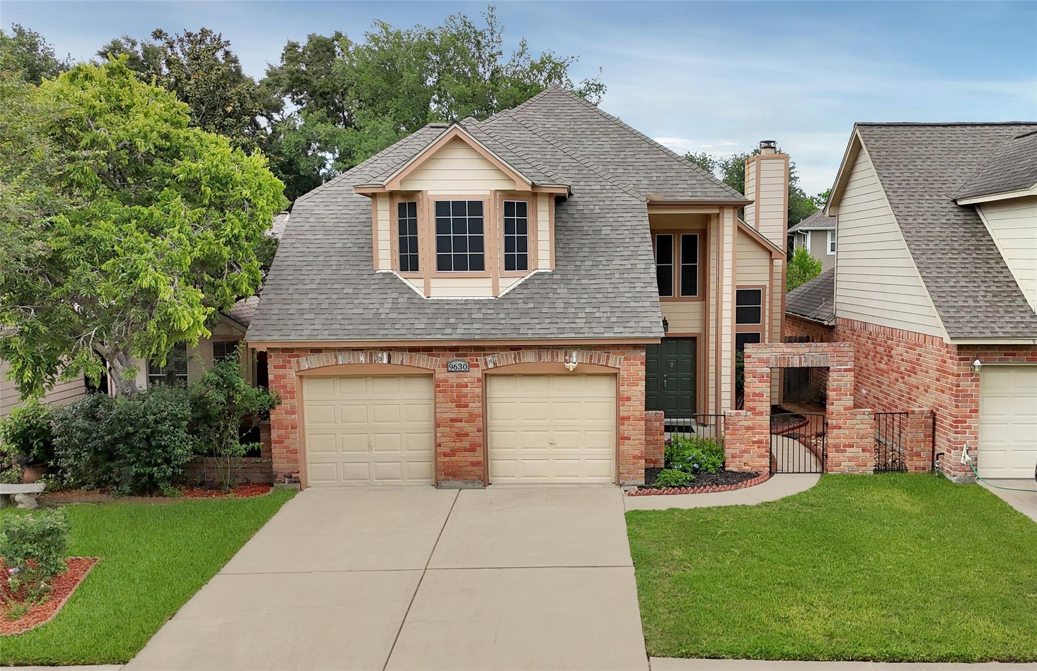 Property Photo: 9630 W Withers Way Circle TX 77065