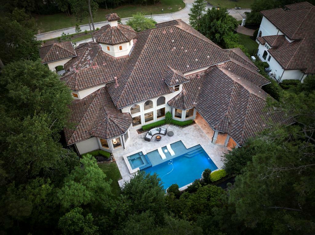 Property Photo: 2 N Badger Lodge Circle TX 77389