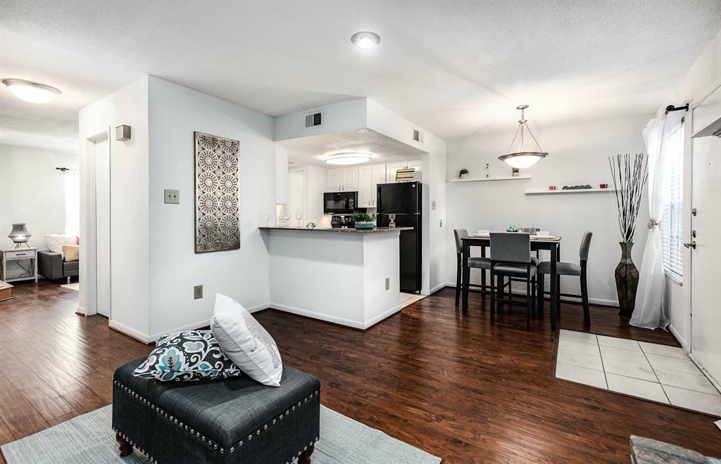 Property Photo: 8003 Woodway Drive 61 TX 77063