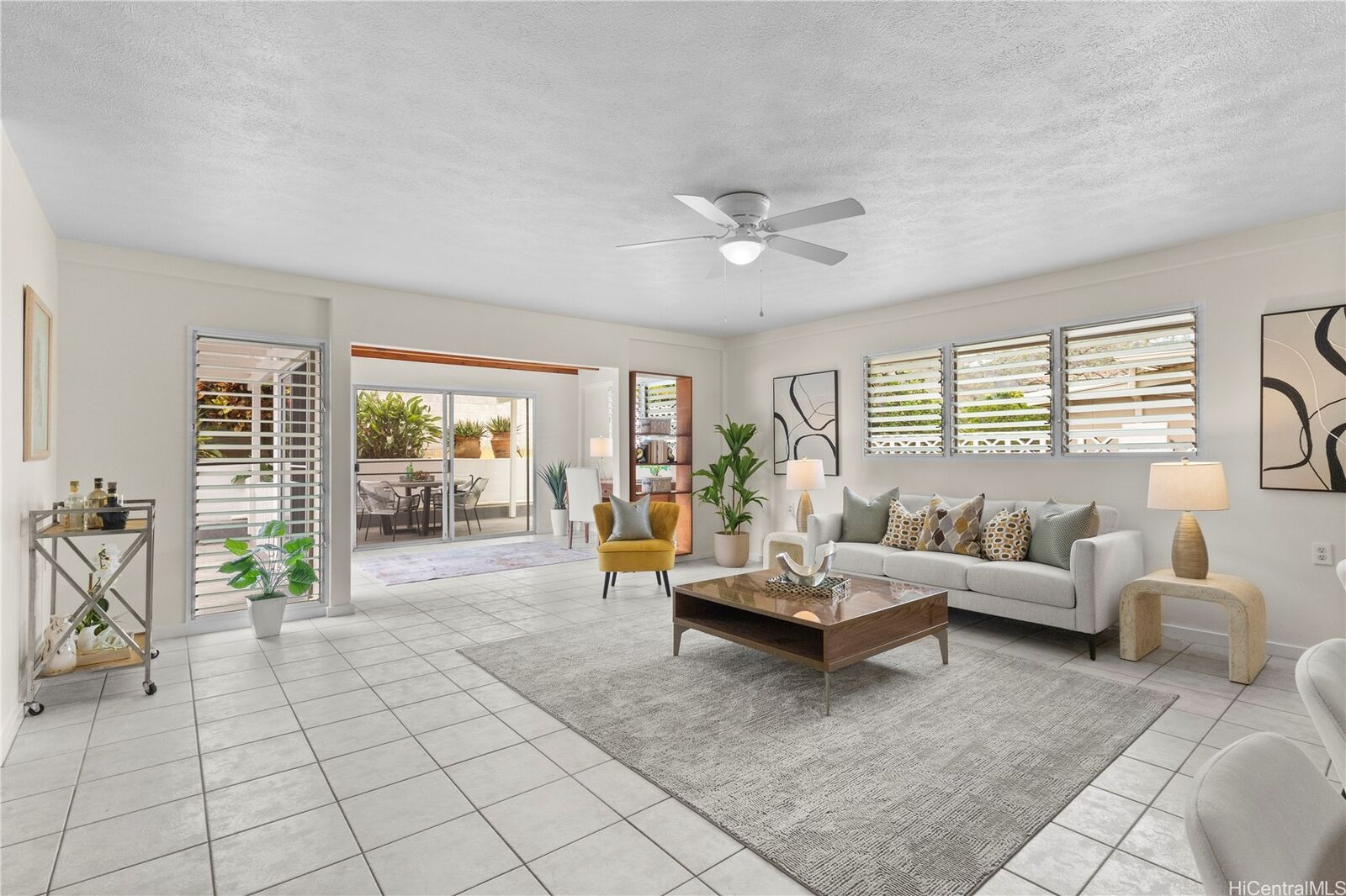 Property Photo: 872 Waioli Street HI 96825