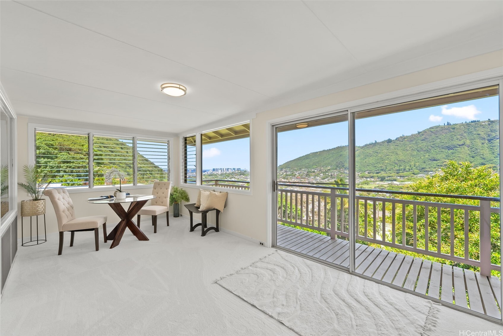 3129 Beaumont Woods Place  Honolulu HI 96822 photo