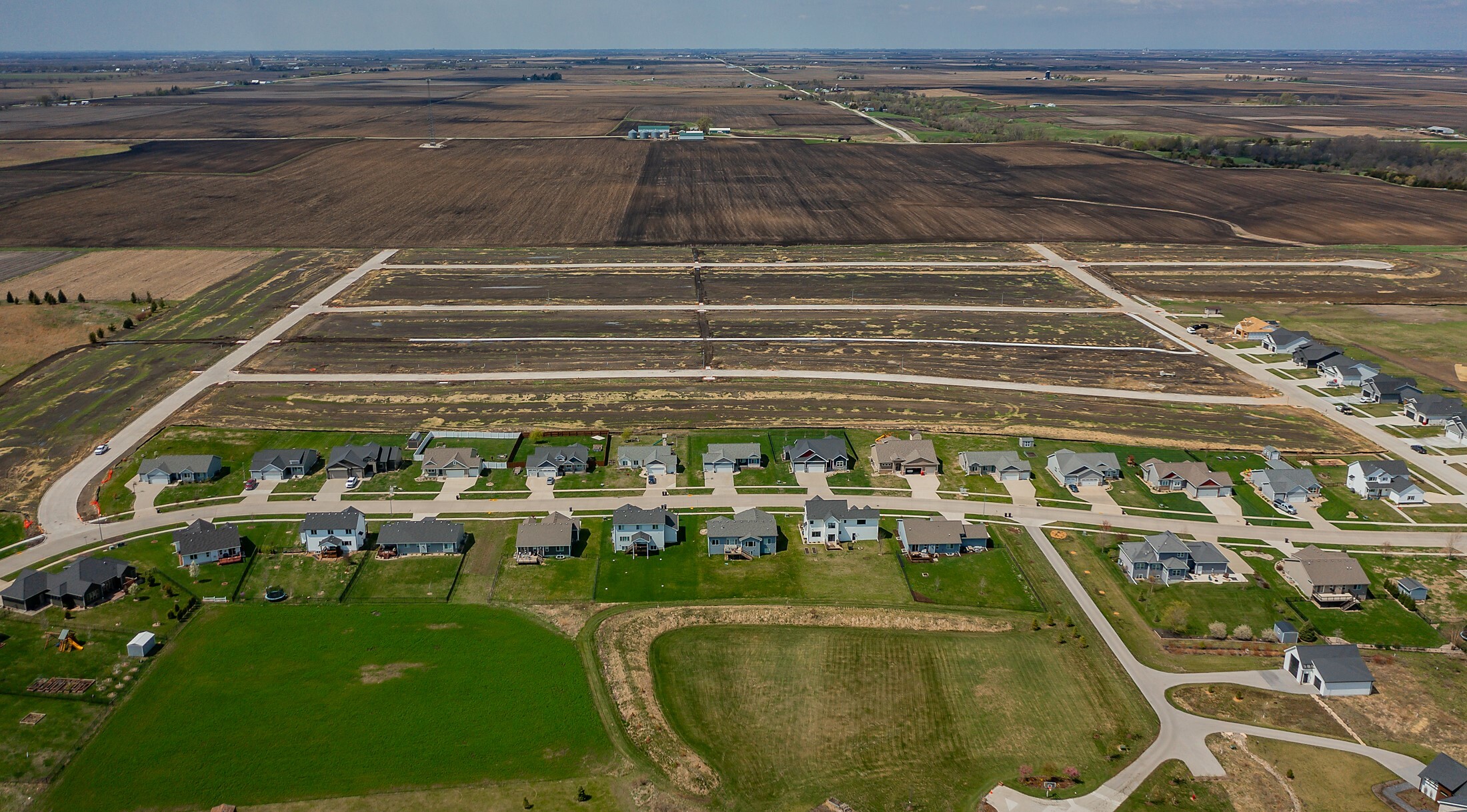 Property Photo:  809 Wildflower Drive  IA 50124 