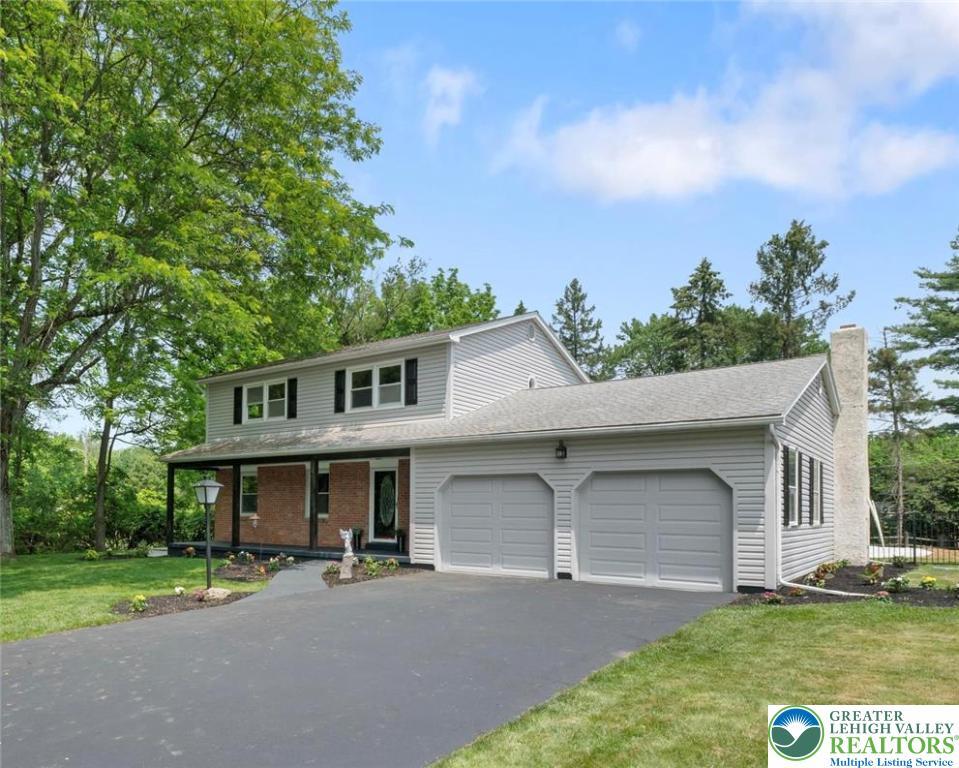Property Photo: 719 Redfern Lane PA 18017