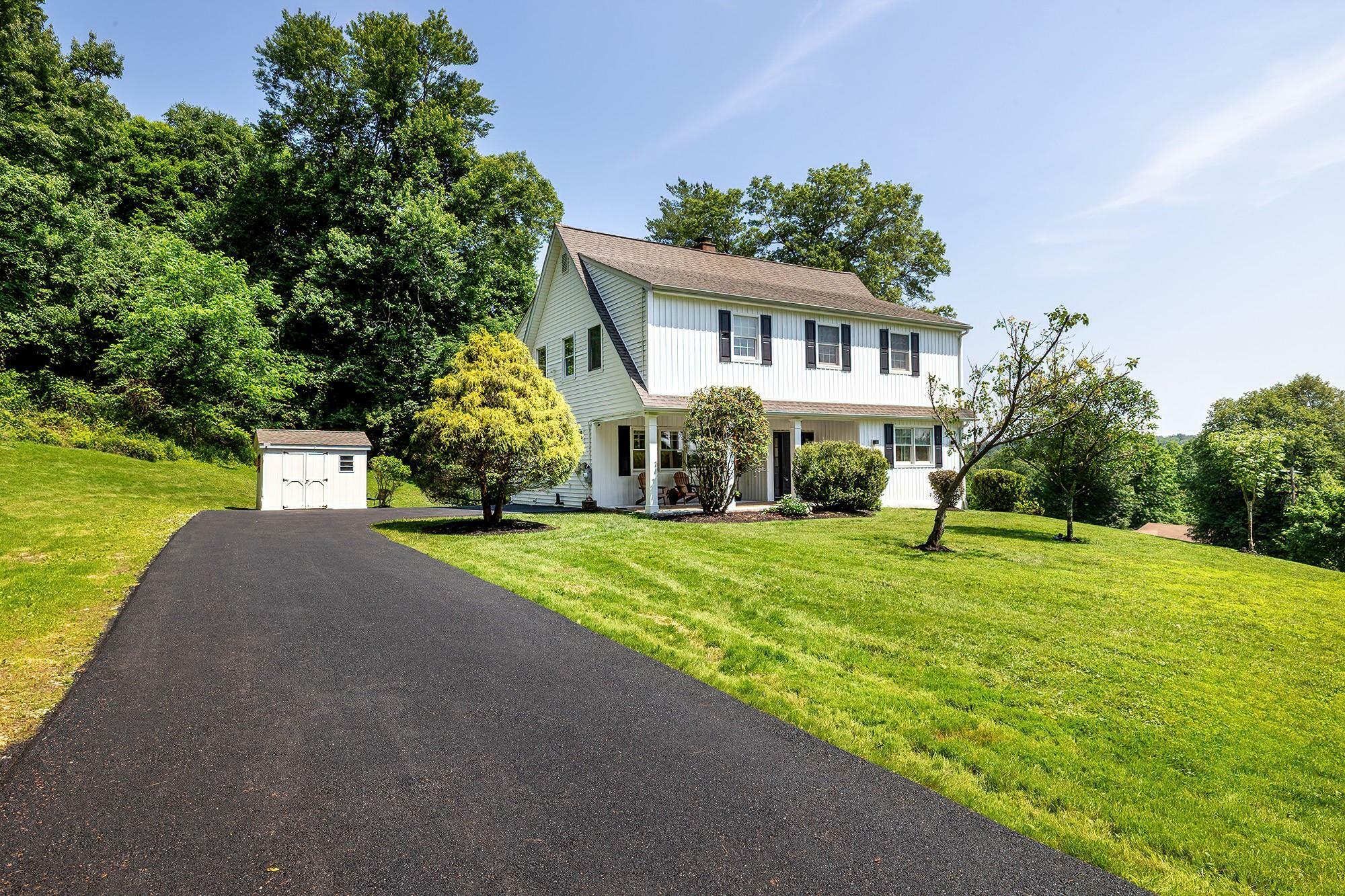Property Photo: 2022 Van Cortlandt Circle NY 10598