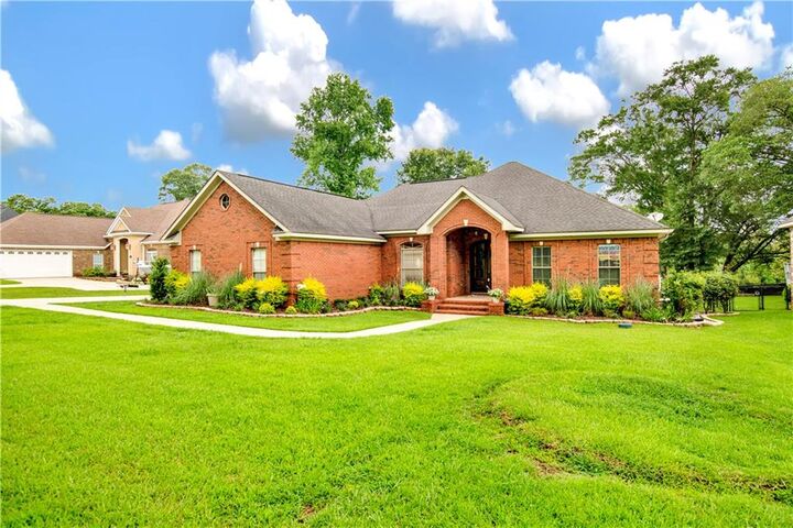 8806 Belmont Park Drive  Theodore AL 36582 photo