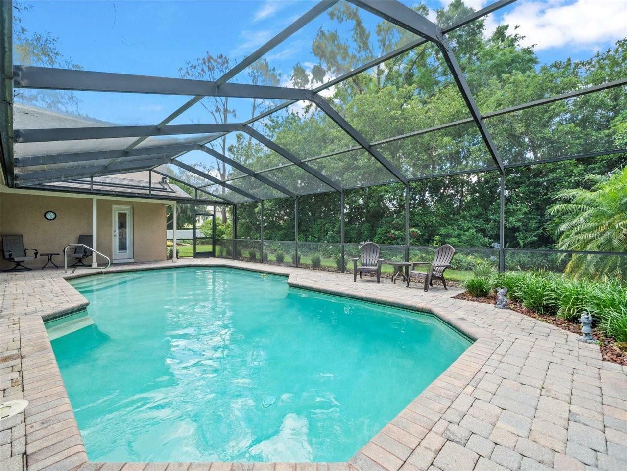 Property Photo: 4610 Westford Circle FL 33618