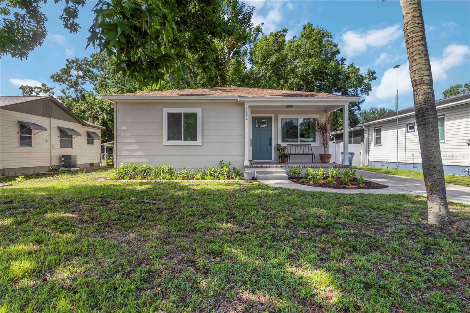 Property Photo: 2834 10th Avenue N FL 33713