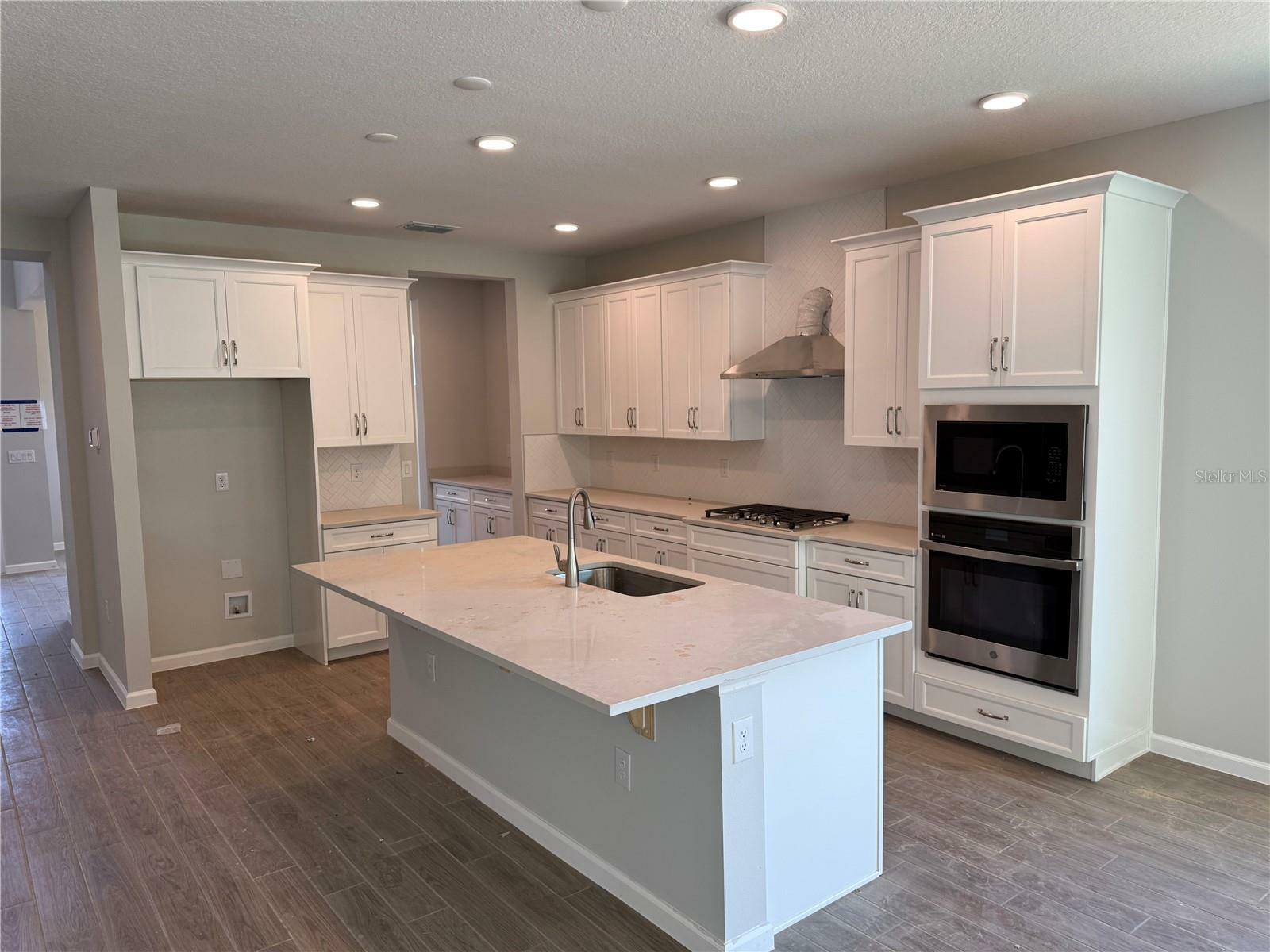 Property Photo: 441 Lady Palm Street FL 32703