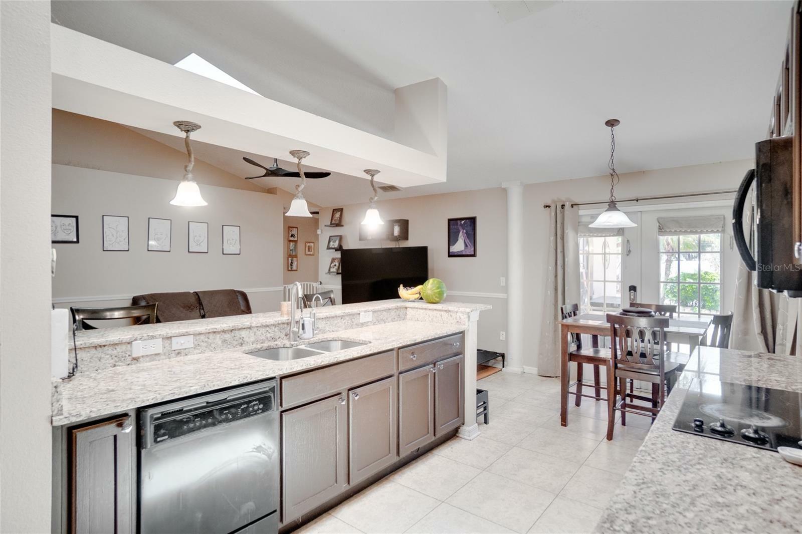 Property Photo: 2406 Sweetwater Boulevard FL 34772