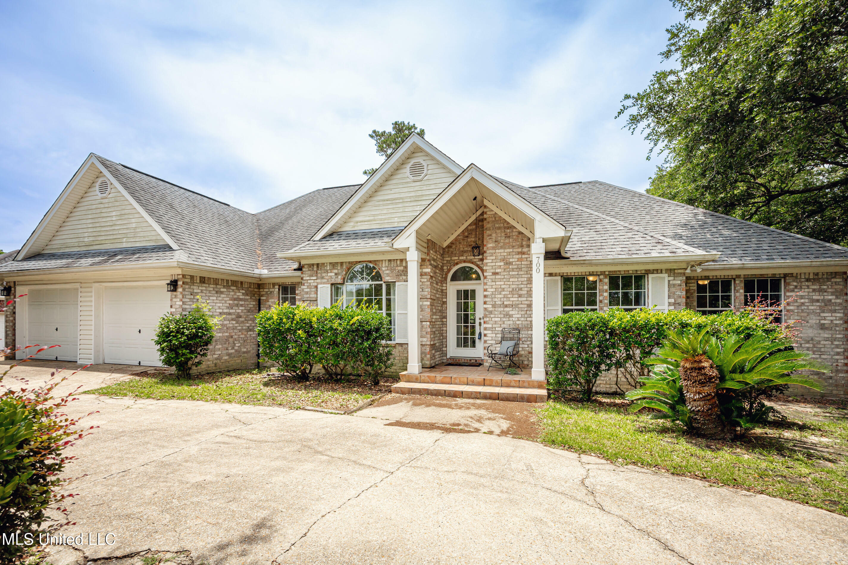 Property Photo: 700 Tantallon Drive MS 39564