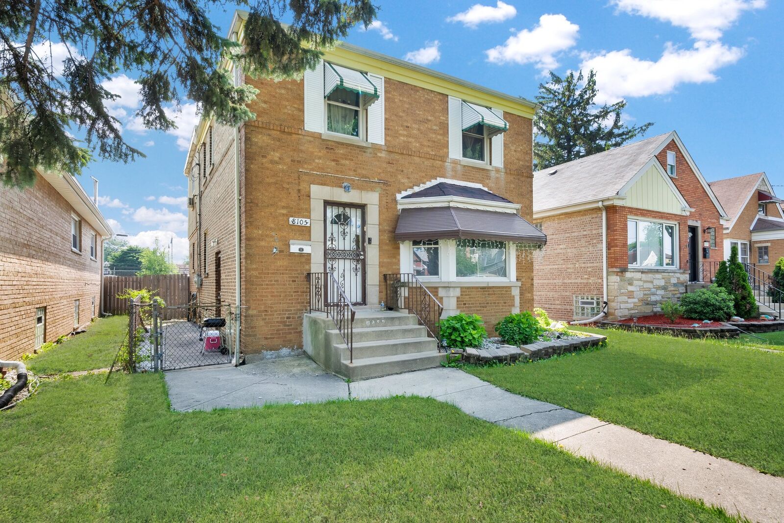 Property Photo:  8105 S Sawyer Avenue  IL 60652 