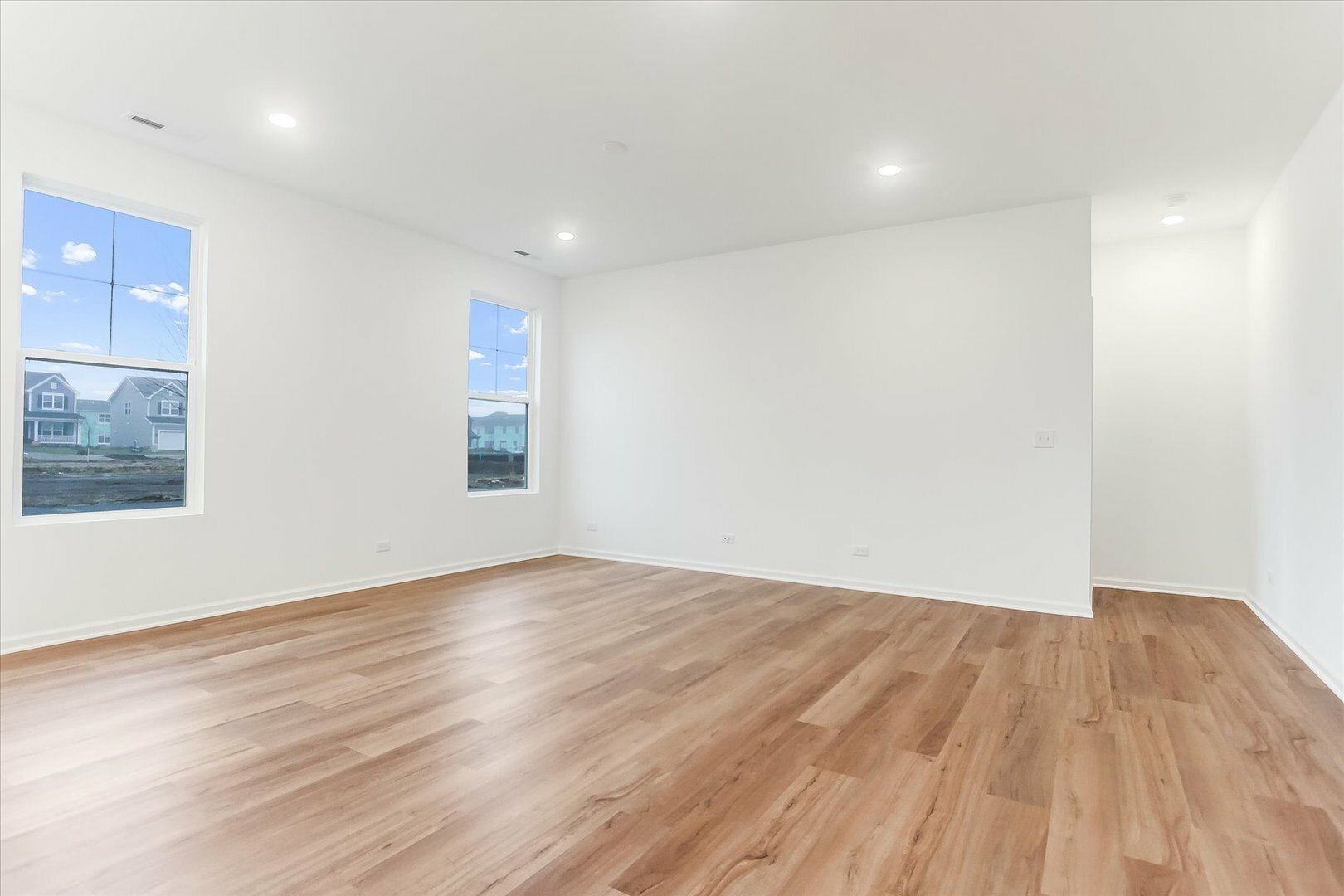 Property Photo:  712 Alberta Avenue  IL 60543 