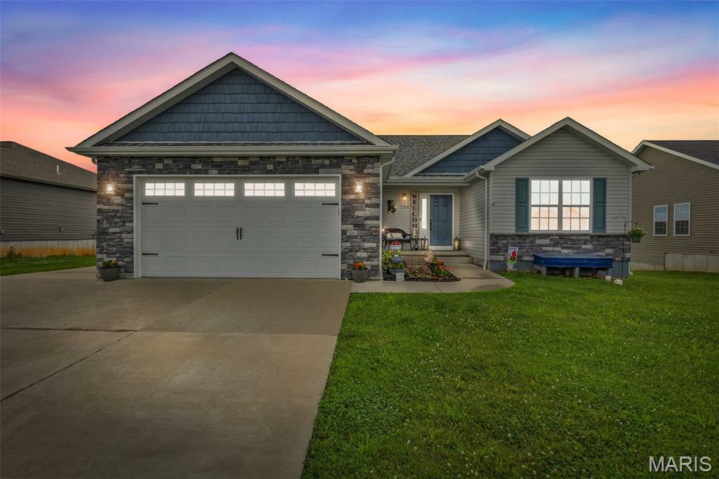 Property Photo: 708 Eastwood Court MO 63640