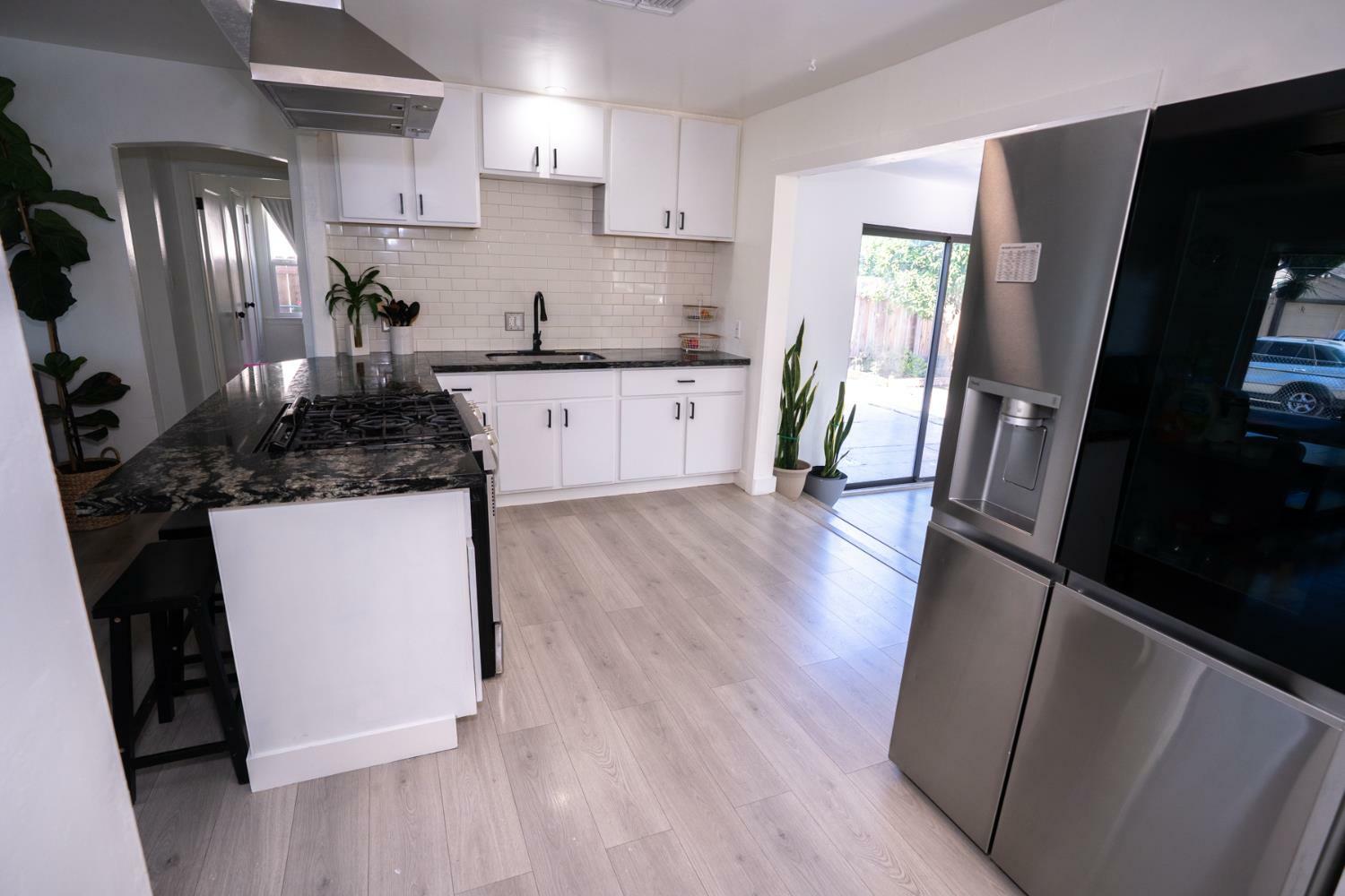 Property Photo: 2510 23rd Ave CA 95820