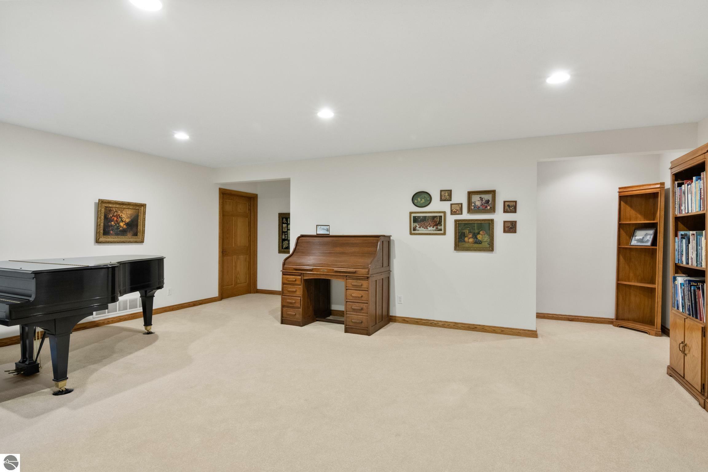 Property Photo: 6352 S Westwood Parkway MI 49682