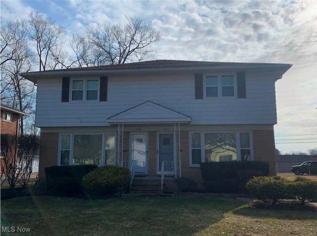 Property Photo:  1199 Bonnie Lane  OH 44124 