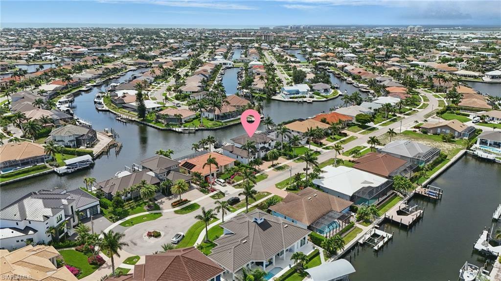 Property Photo: 258 Capistrano Ct FL 34145