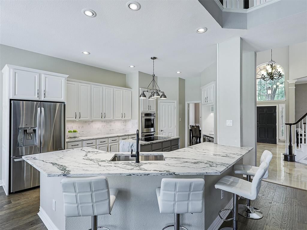 Property Photo:  918 Midland Creek Drive  TX 76092 