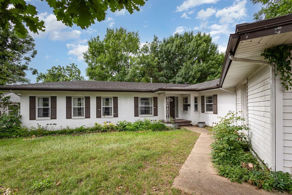 Property Photo: 567 Peavy Road TX 75218