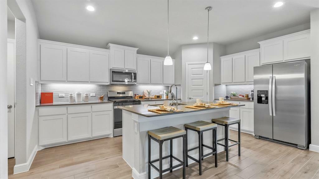 Property Photo: 1270 Quartzite Street TX 75104