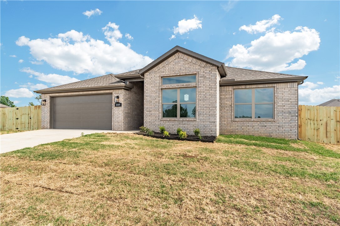 Property Photo: 1012 Marquis Avenue AR 72745