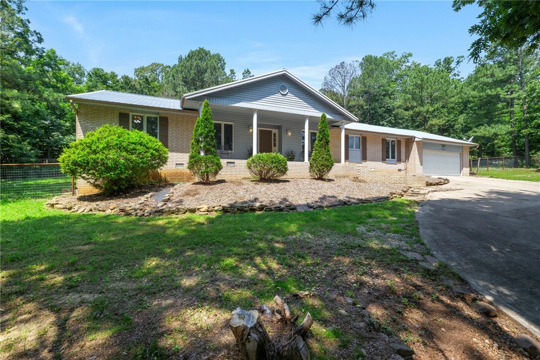 Property Photo: 18084 Posy Mountain Drive AR 72756