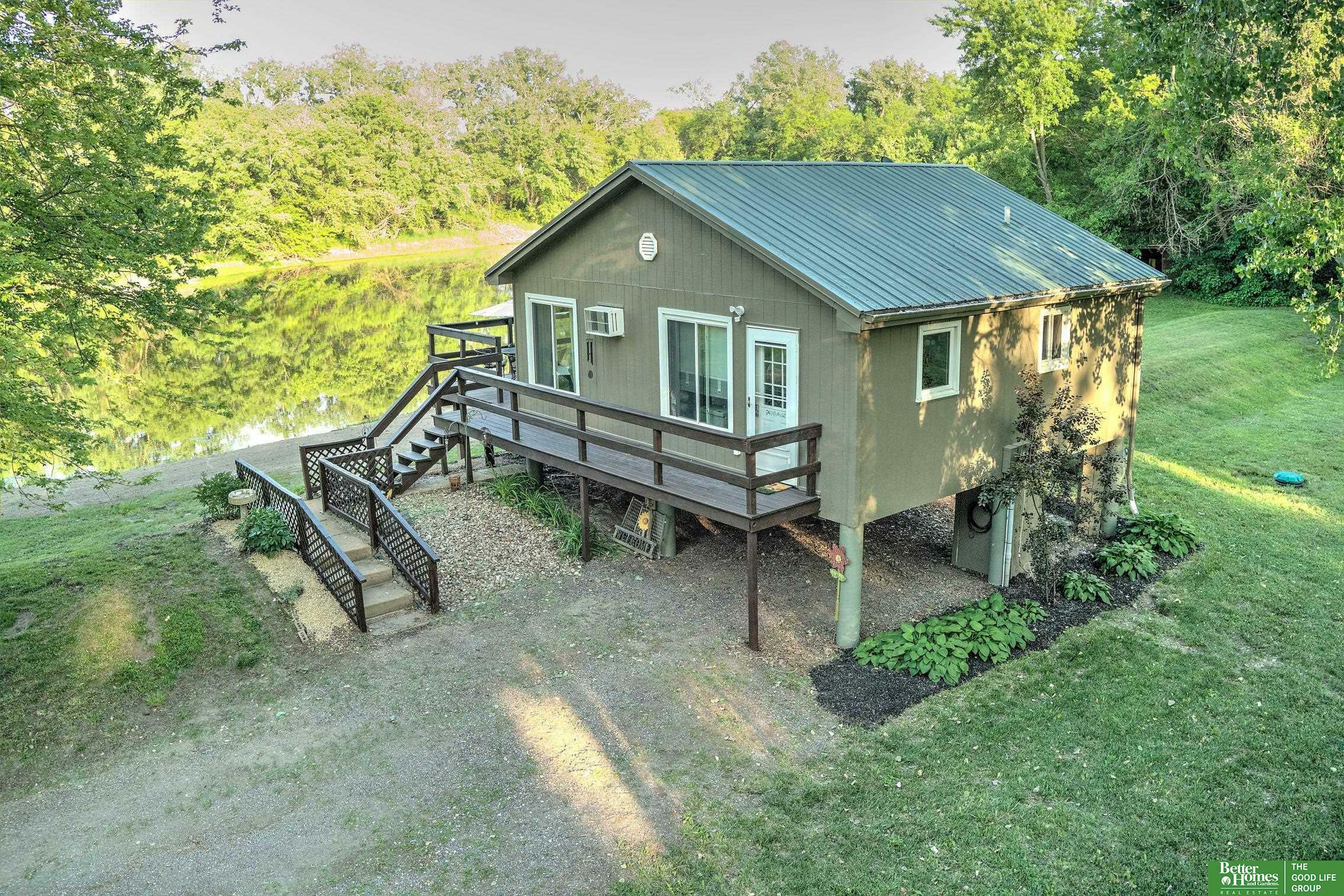 Property Photo: 9952 E Hwy 30 Highway 4 NE 68025