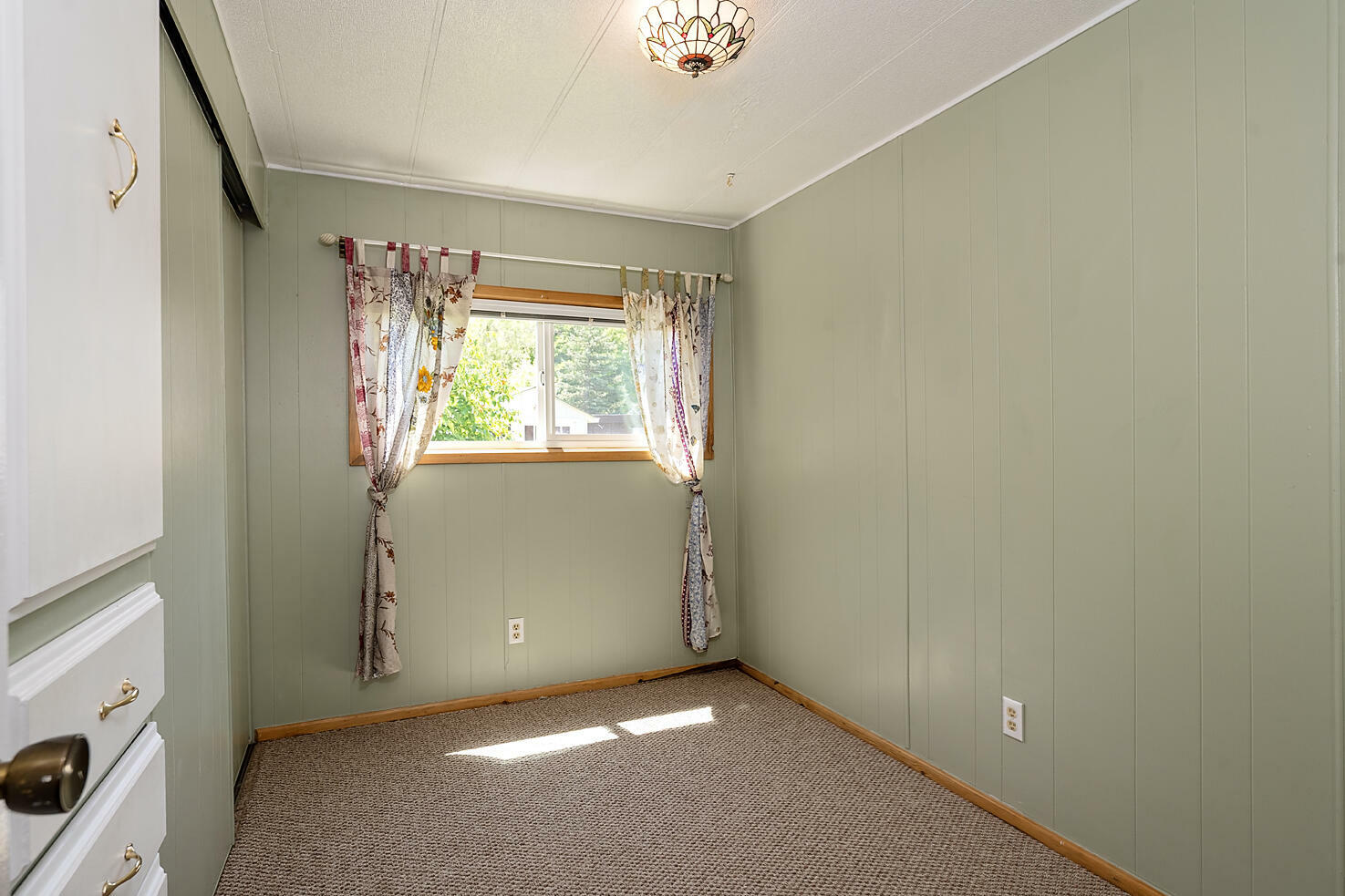 Property Photo:  1055 N 5th Street Unit 115  OR 97530 