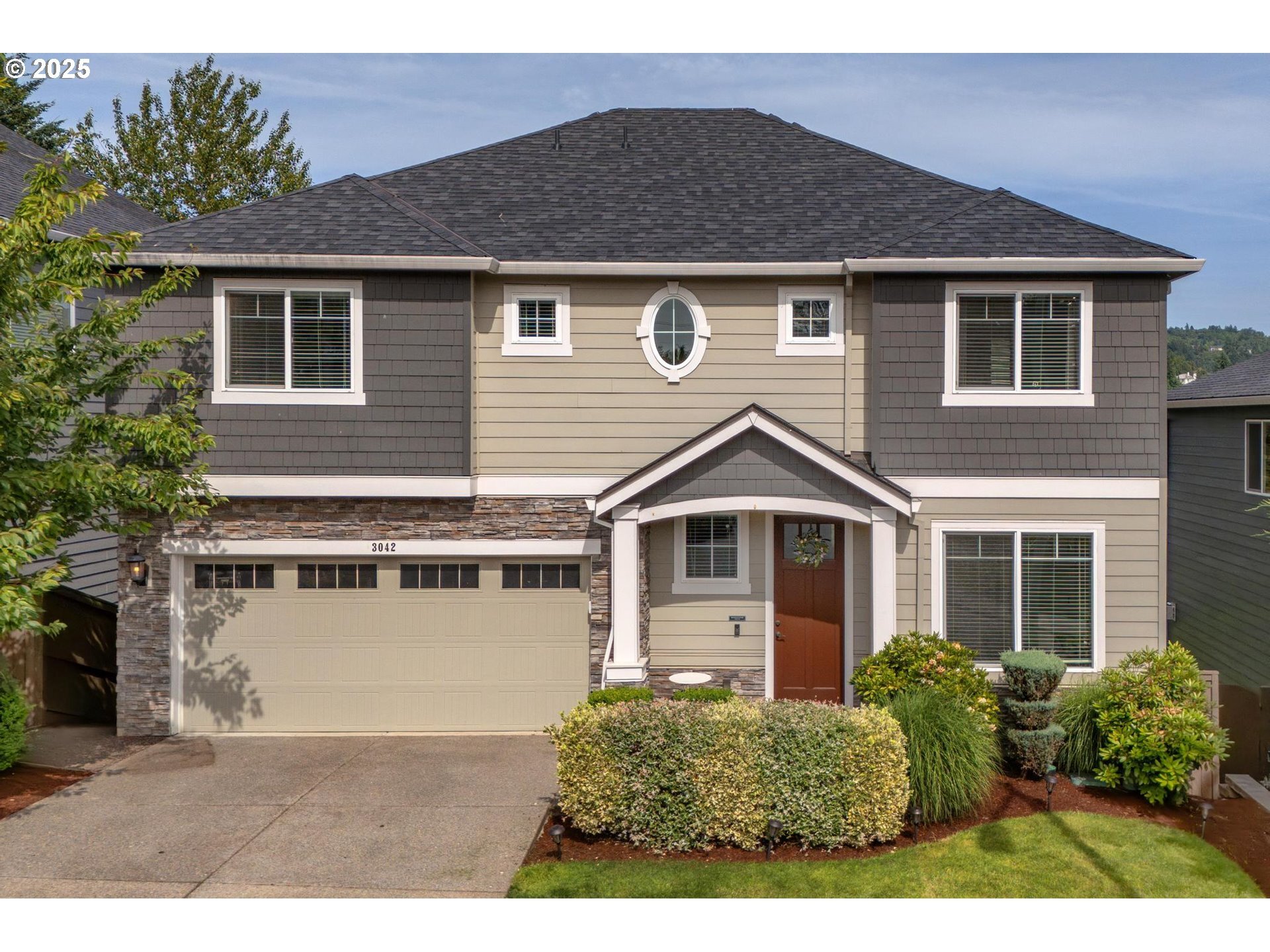 3042 NW Parkhurst Ter  Portland OR 97229 photo