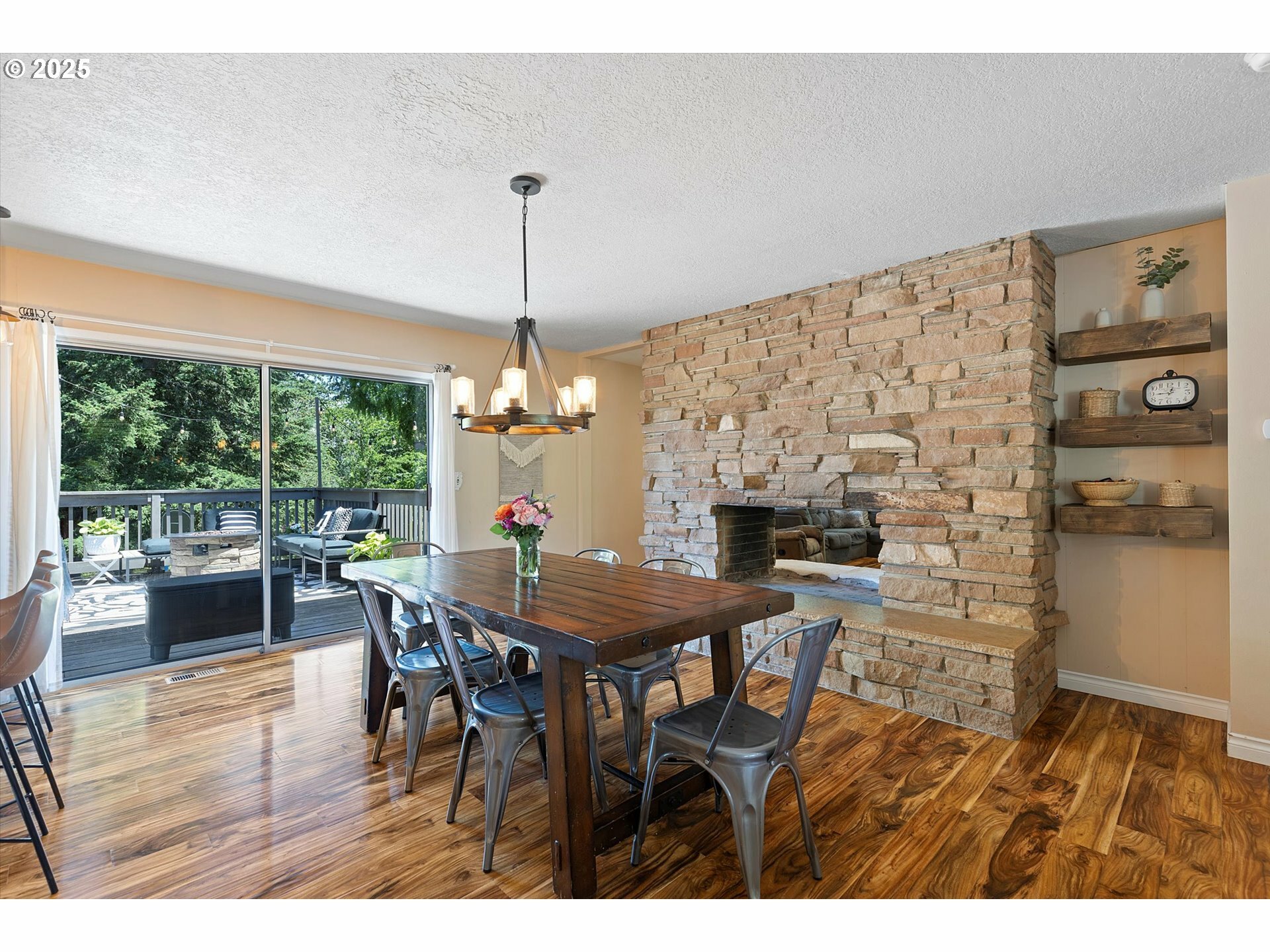 Property Photo:  11690 SE 147th Ave  OR 97086 