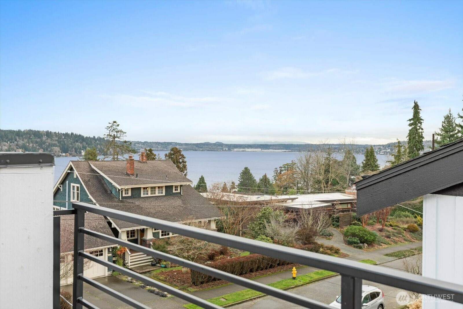 Property Photo: 6915 55th Avenue S A WA 98118