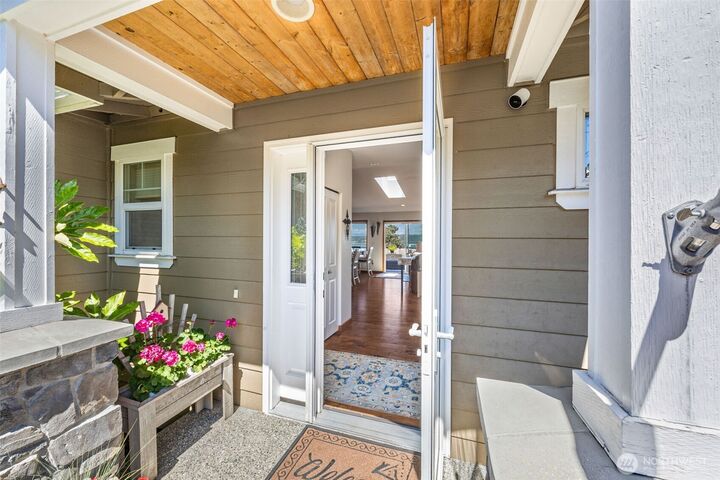 Property Photo:  2923  Viewmont Place  WA 98282 