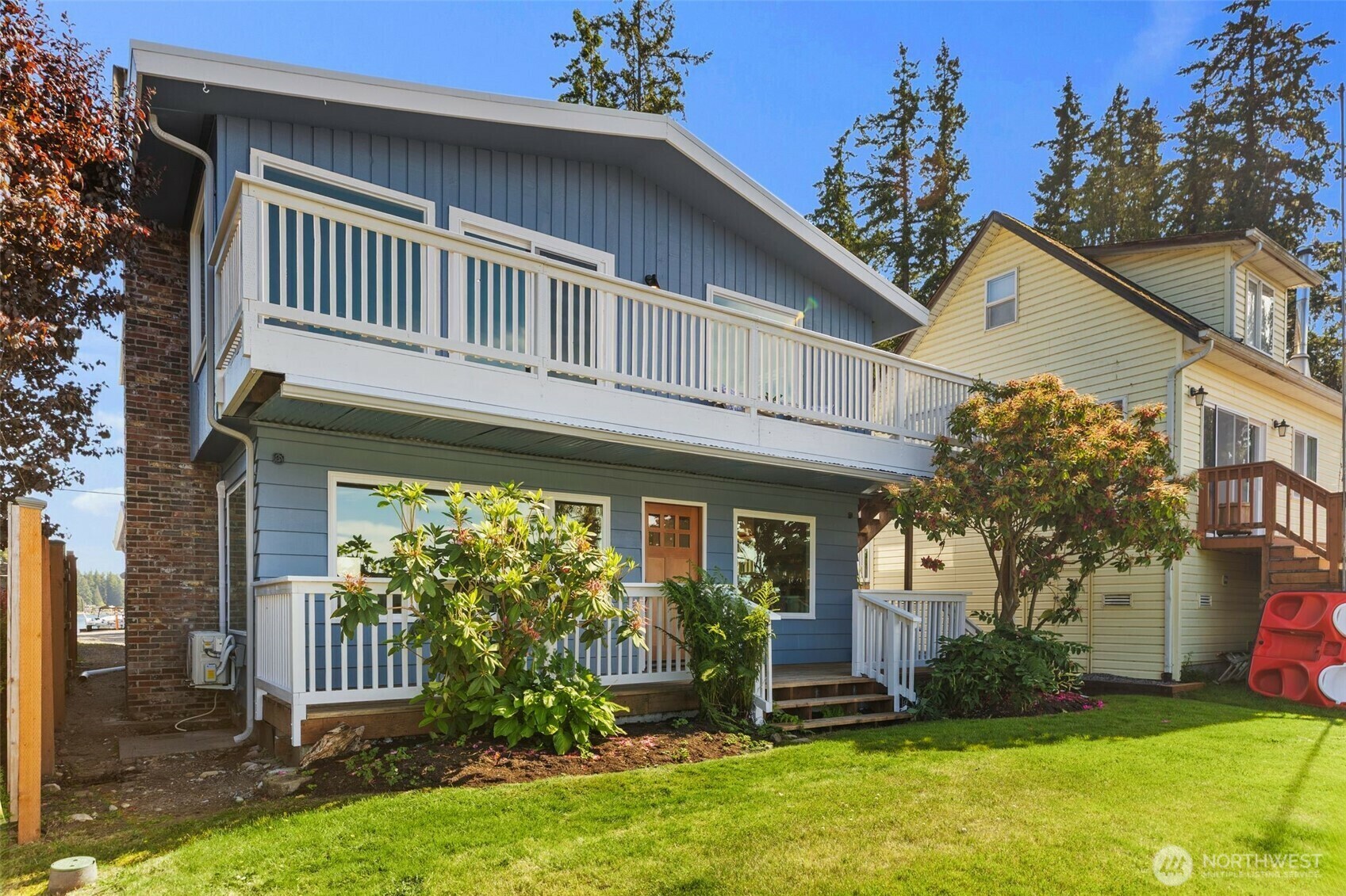 Property Photo: 4305 Peninsula Road WA 98292