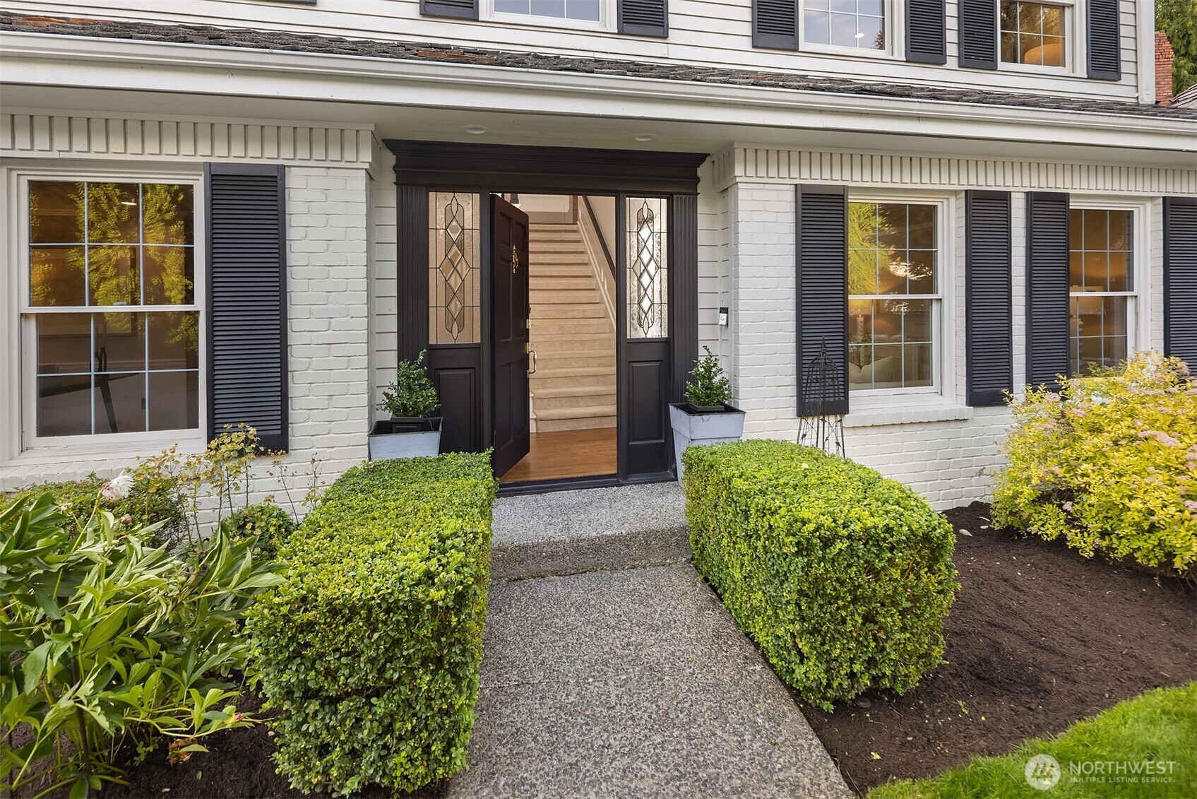 Property Photo:  4639  241st Avenue SE  WA 98029 