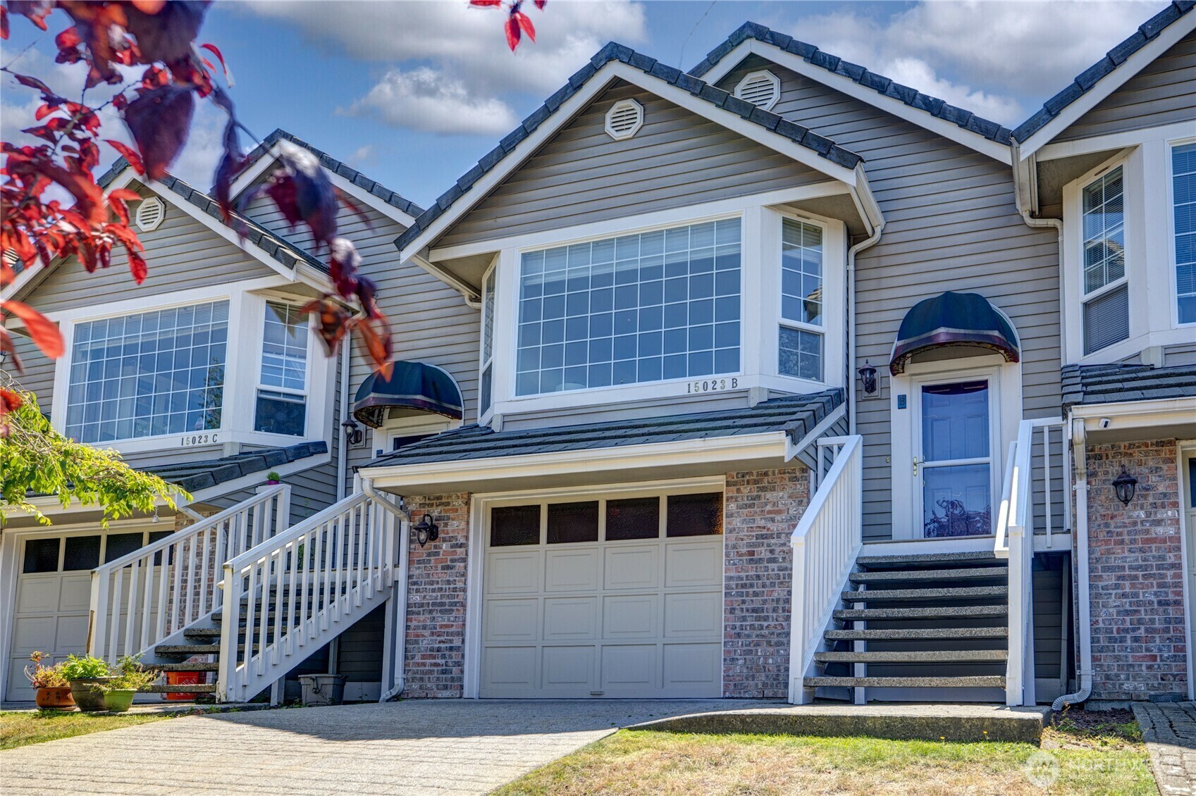 Property Photo: 15023 40th Avenue W B WA 98087