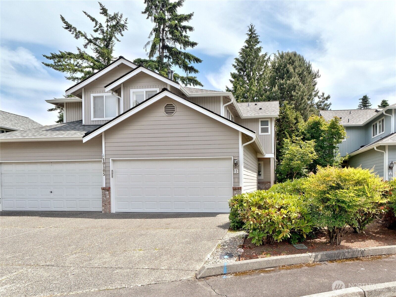 Property Photo: 10105 6th Drive SE B WA 98208