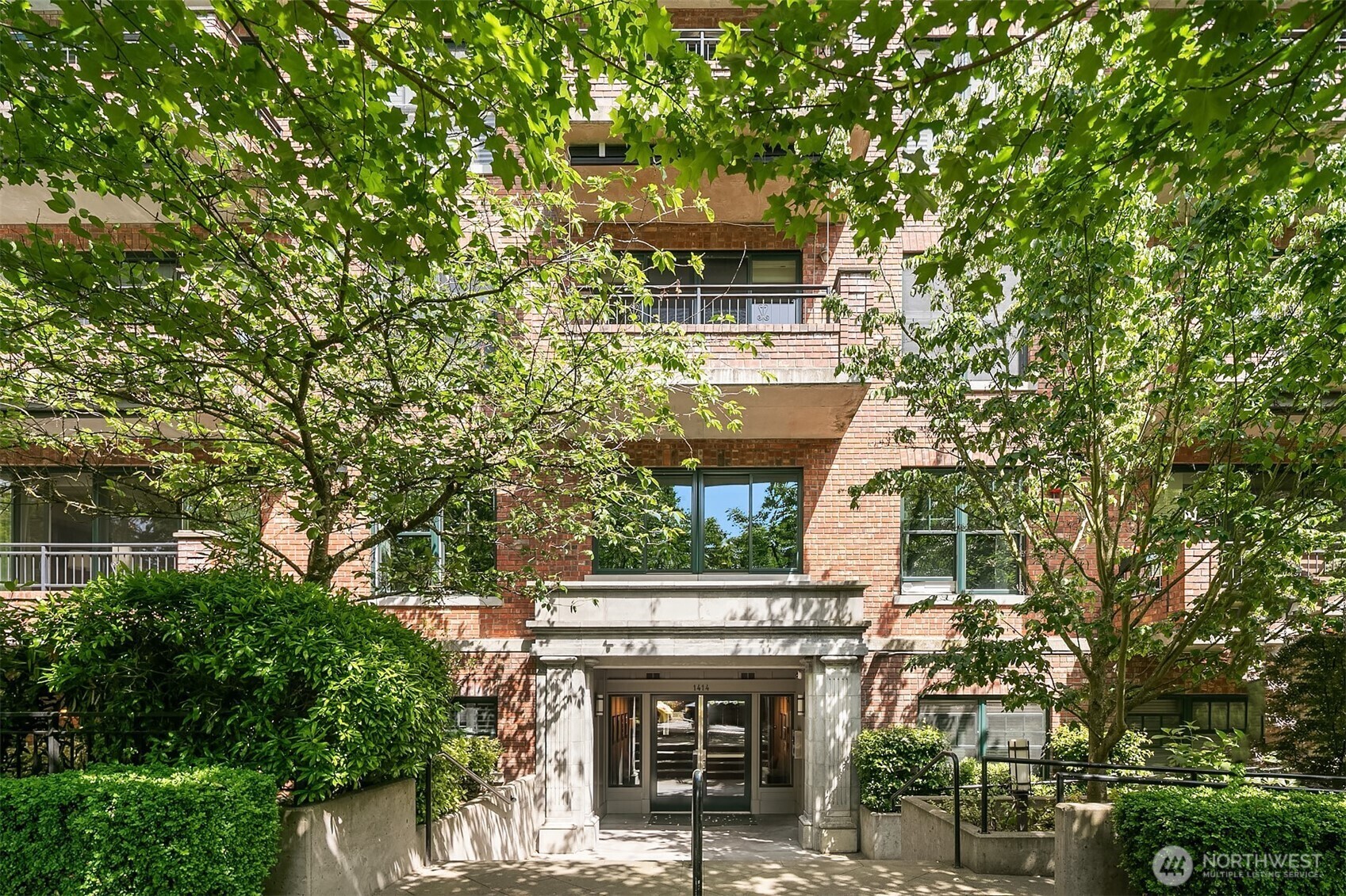 1414  1st Avenue W 104  Seattle WA 98119 photo