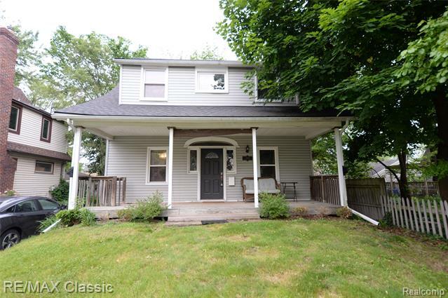 Property Photo: 1924 Pinecrest Drive MI 48220