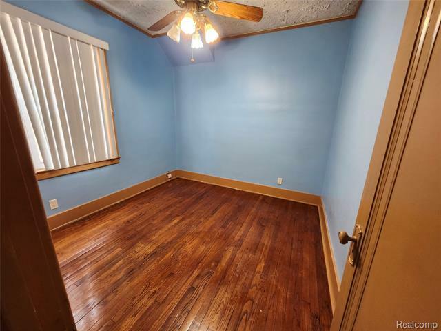 Property Photo: 6504 Grandmont Avenue MI 48228