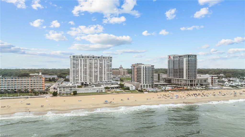 Property Photo: 4004 Atlantic Ave 309 VA 23451