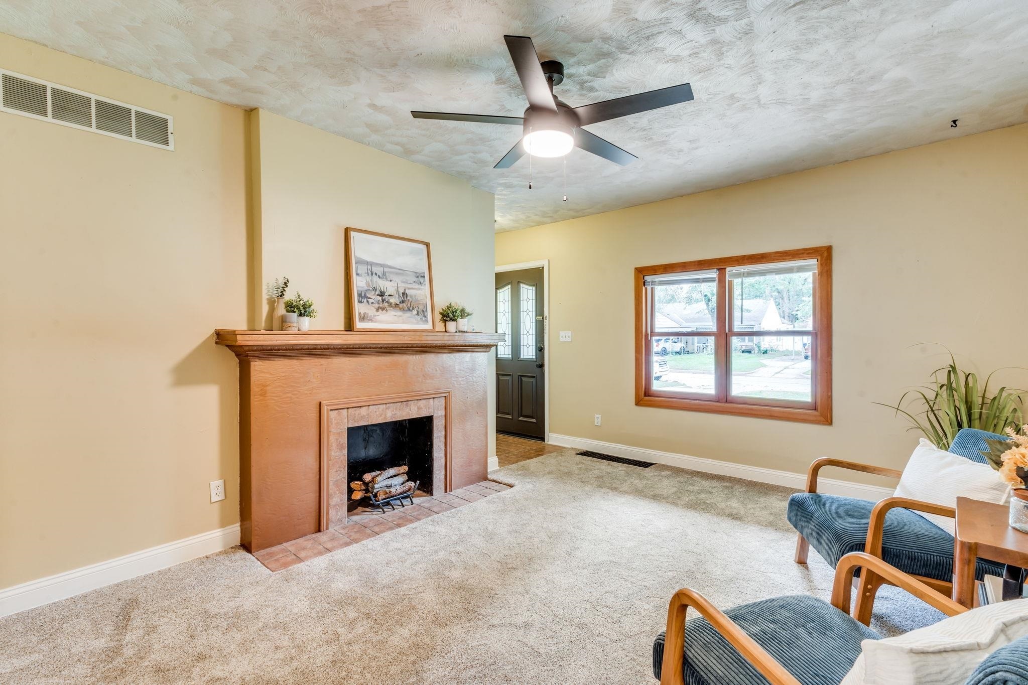 Property Photo: 1127 S Minneapolis Ave KS 67211-2729