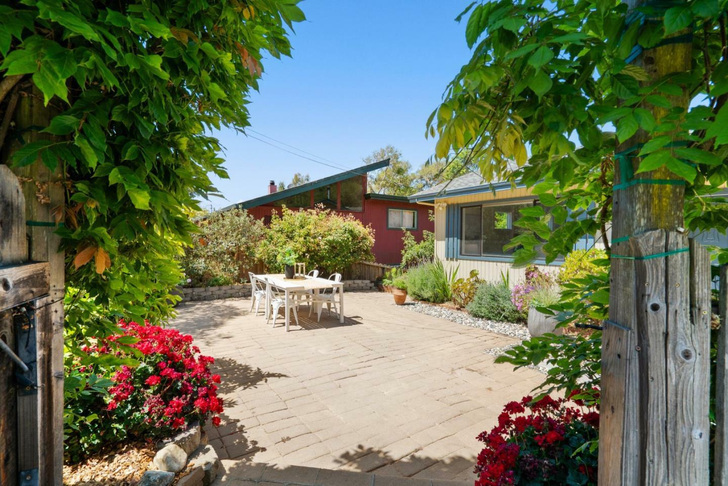 Property Photo: 3407 Maplethorpe Lane CA 95073
