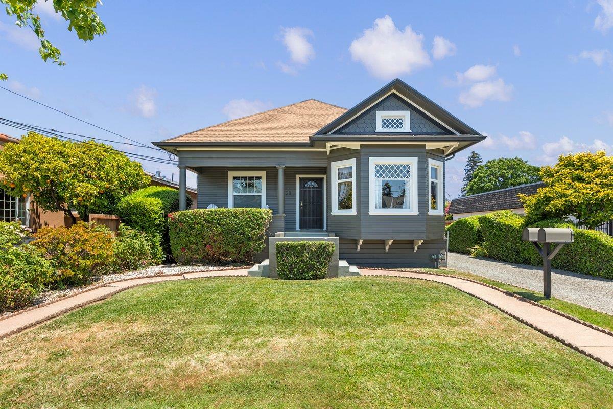 Property Photo: 28 Clarendon Road CA 94010