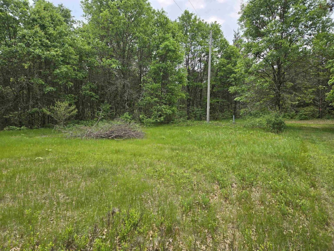 Property Photo:  1050 West 13th Dr. Pv  WI 54613 