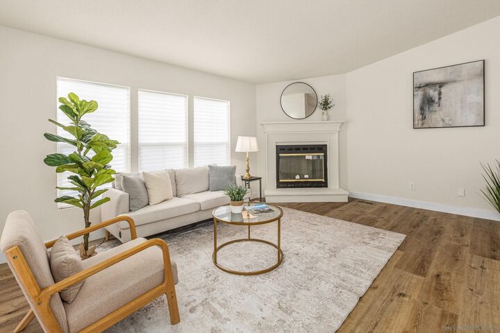 1301 S Hale Ave 4  Escondido CA 92029 photo